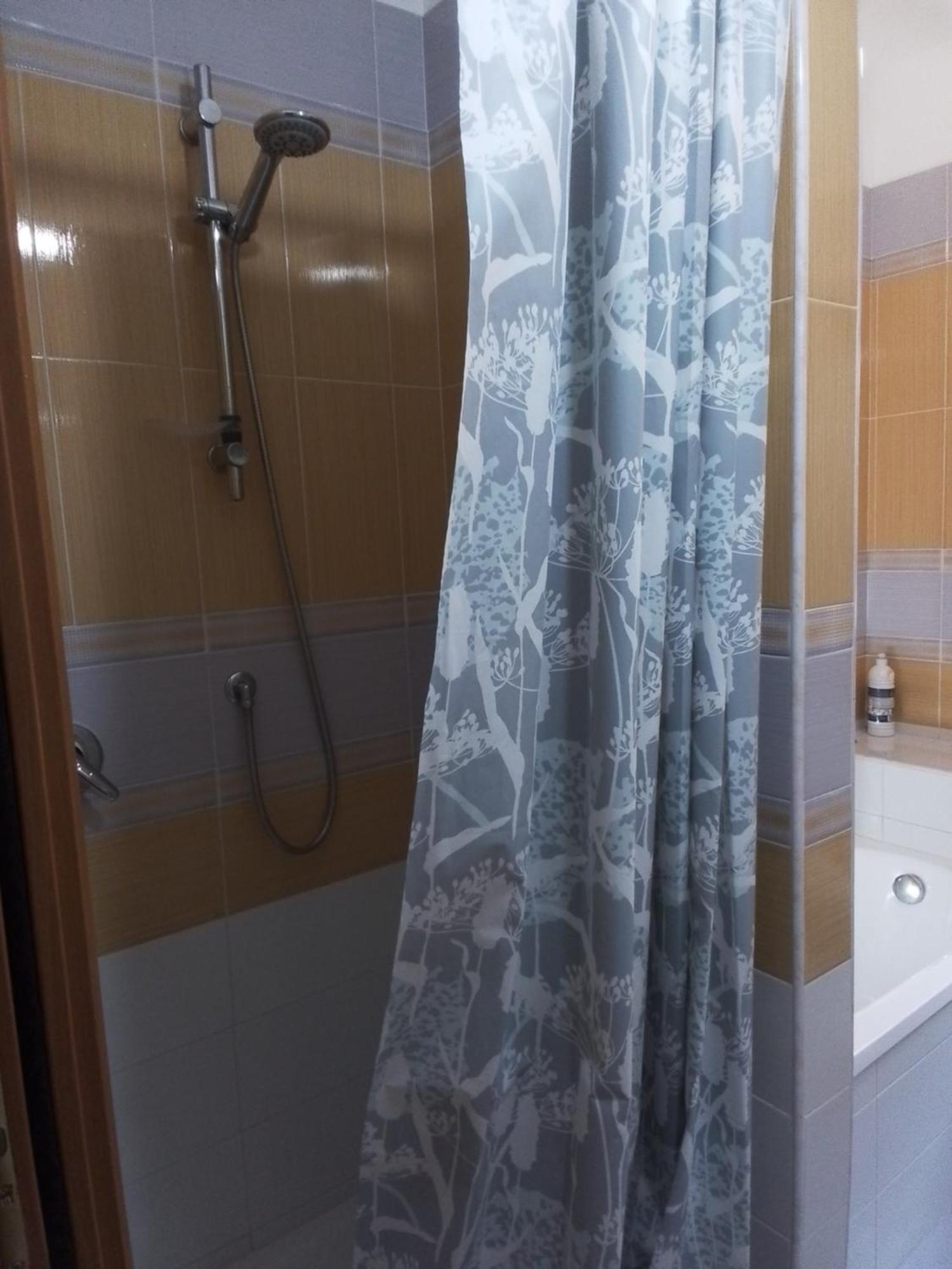 Gala Mini Apartment Fiumicino Bagian luar foto